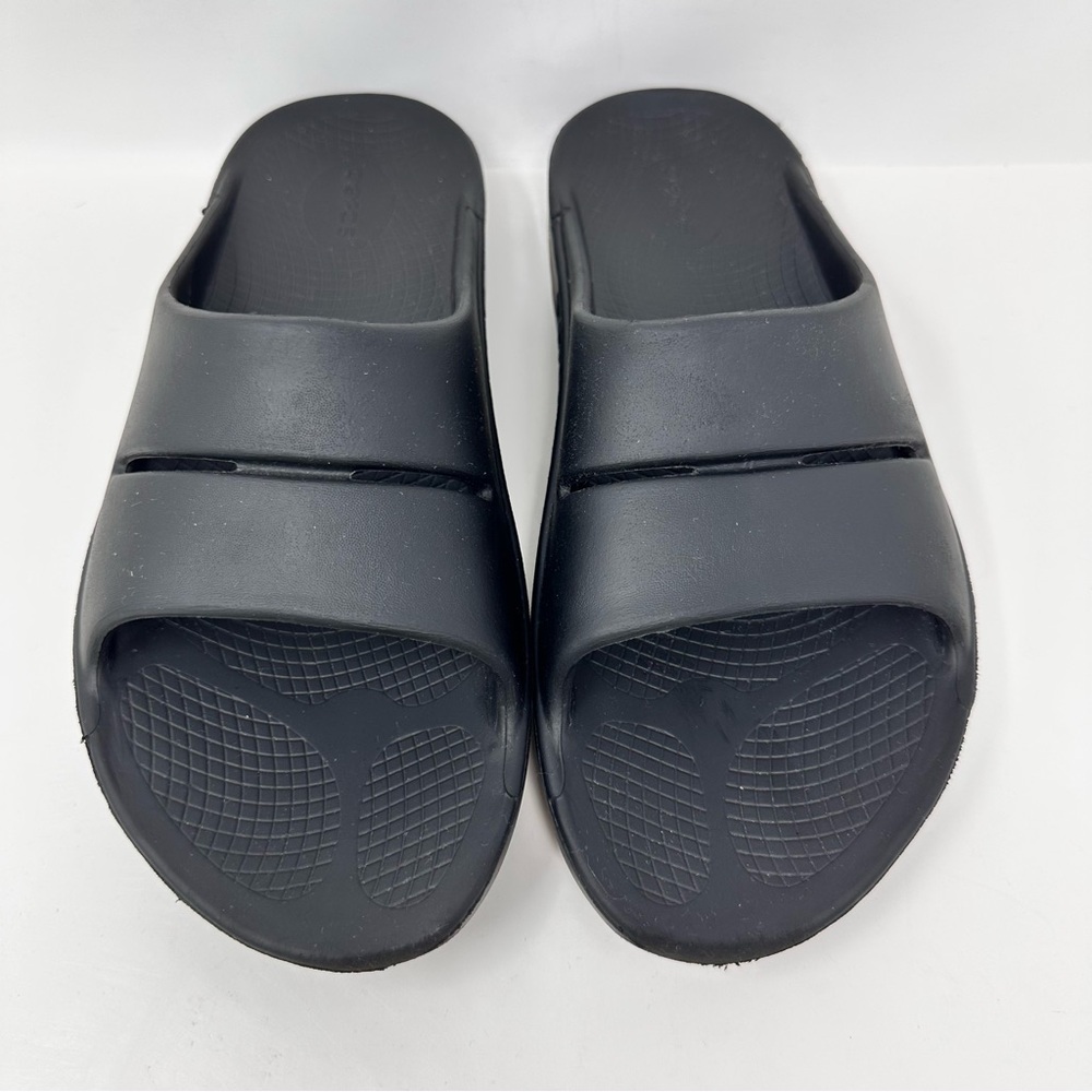 Oofos OOahh Slide Sandal Black Unisex Women’s 12, Men’s Size 10 - Picture 3 of 9